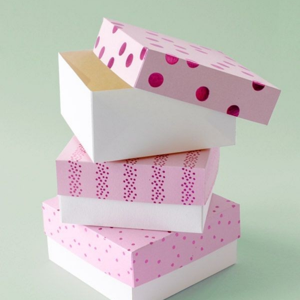 I have gift boxes!!!!